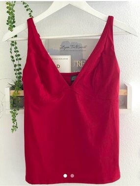 Wild Fable Deep V-Neck Sleeveless Tank Top- Size XS- Berry Red